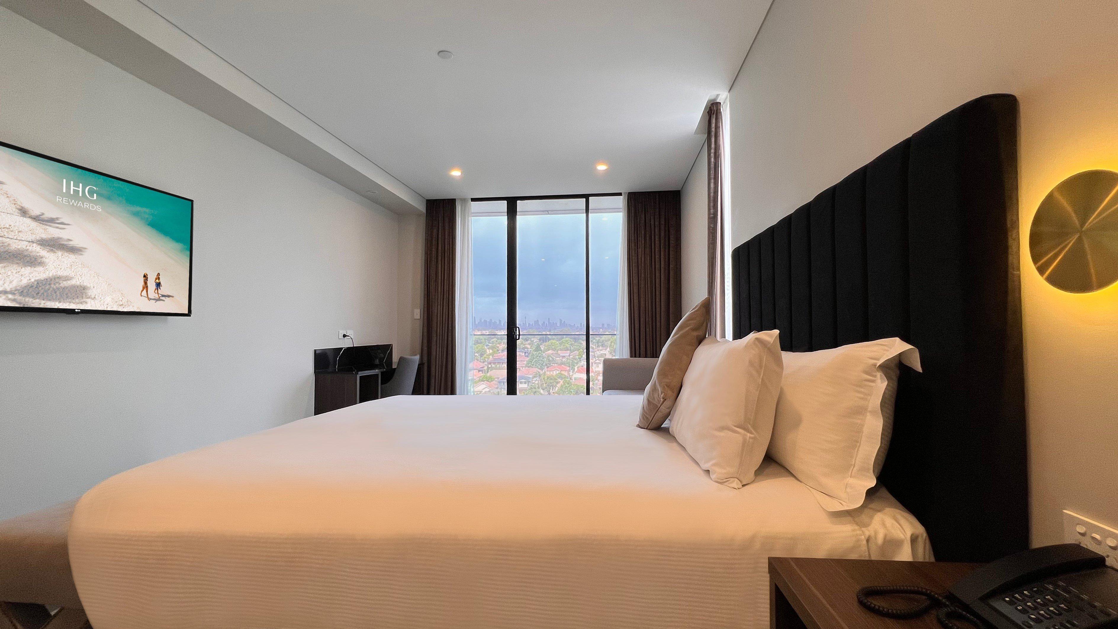 Crowne Plaza Sydney Burwood By Ihg Hotel Екстериор снимка