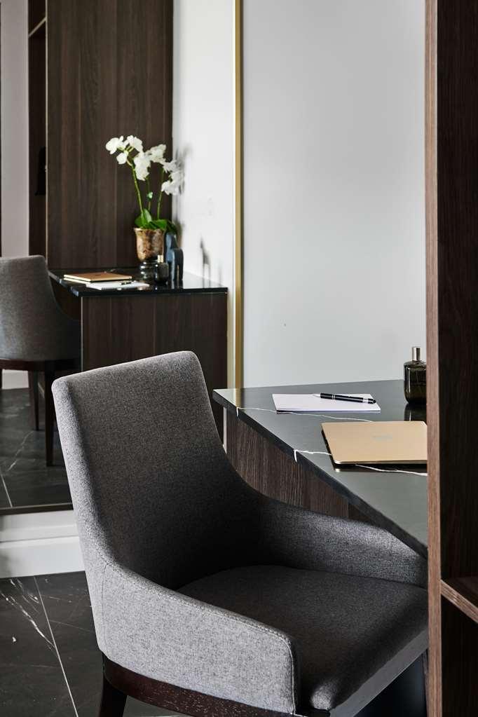 Crowne Plaza Sydney Burwood By Ihg Hotel Стая снимка